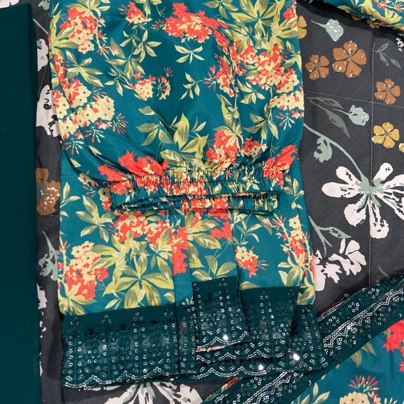 🌹PAKISTANI SHALWAR KAMEEZ GHARARA SHARARA THREE PIECE MEHENDI SUIT🌹 - Picture 7 of 12